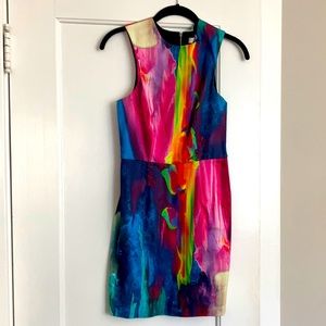 Beautiful Talulah cocktail dress, super colorful an fun to wear.